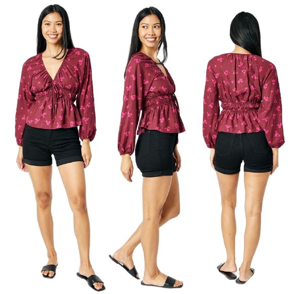 Judy Blue Tummy Control Black High Rise Cuffed Shorts - Picture 4 of 6